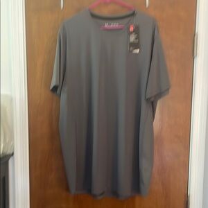 New w/ tags Men’s Under Armour Shirt